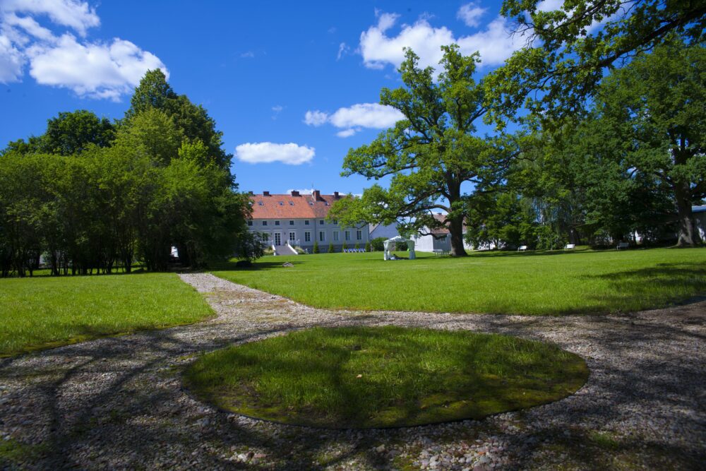 Istoriniai dvaro svečių namai