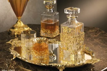 10 prabangiškų kalėdinių dovanų idėjų 2025 Prabanga po eglute