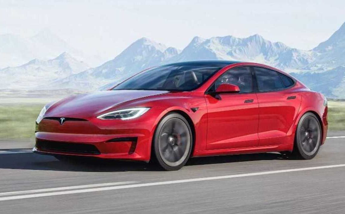 Brangiausias Tesla S Plaid modelis