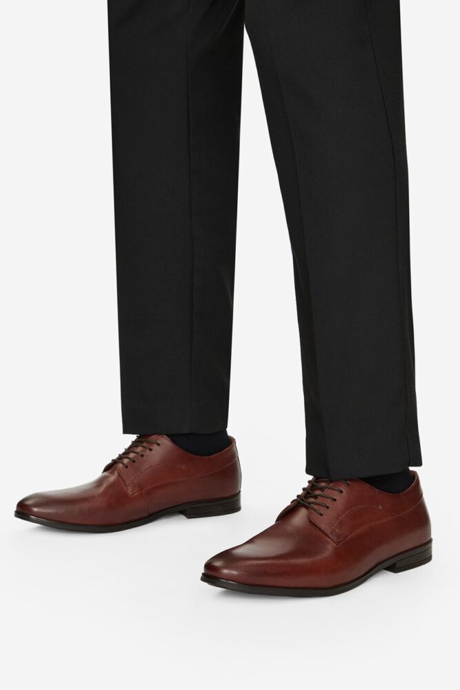 Elegantiški vyriški pusbačiai