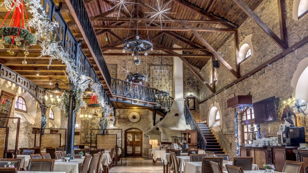 Viešbutis Manor House Pokylių salė