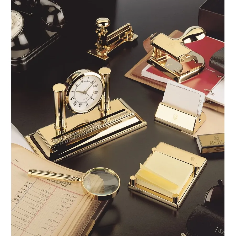 Ką dovanoti vyrui 40-ojo gimtadienio proga: aksesuarai