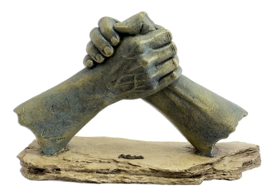 Ką nupirkti įmonės 15-mečiui