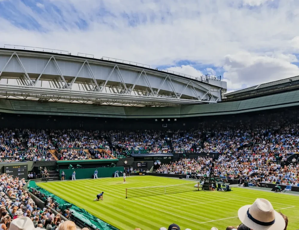 Kiek Kainuoja Vip Bilietas I Wimbledon Issamus Gidas Scaled 1