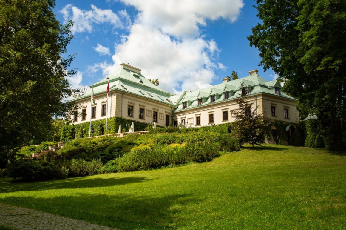 Kur leisti savaitgalį prabangiame SPA