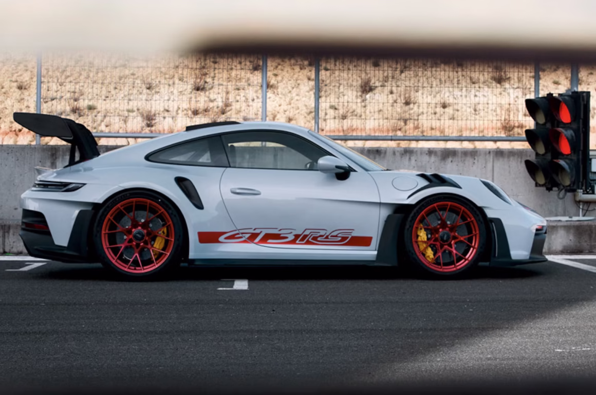 Porsche 911 Gt3 Rs Kataloginė Kaina Ir Kas Ją Lem ia