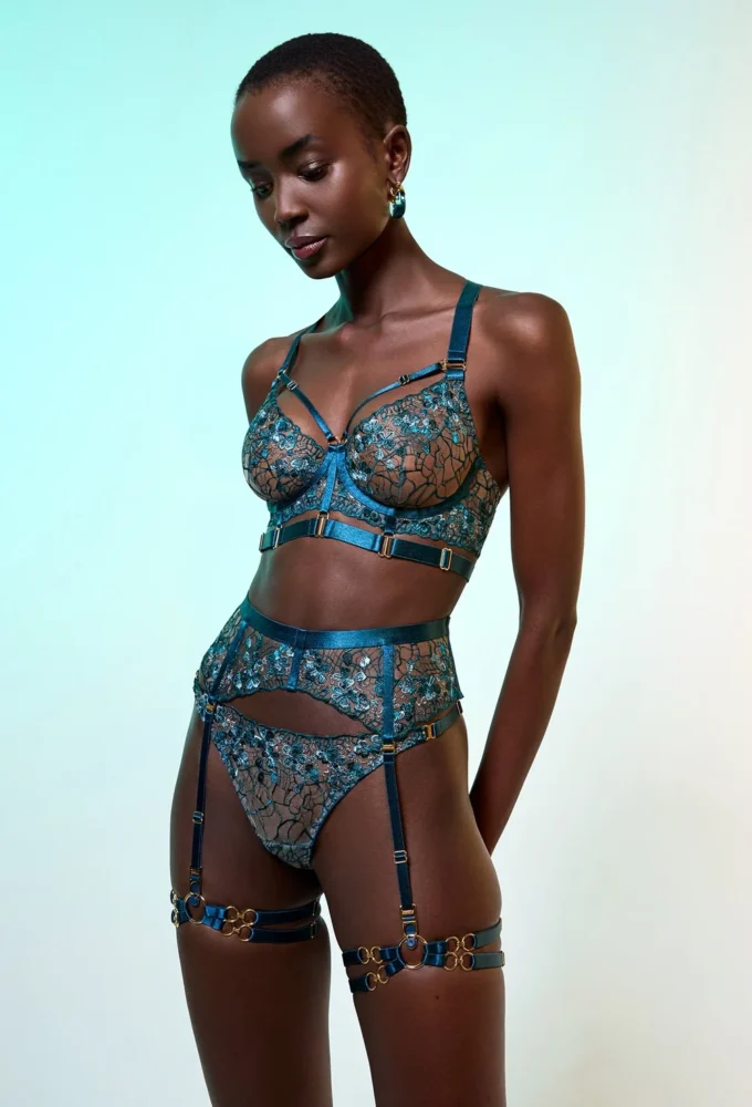 Reitingas Bordelle liemenėlių