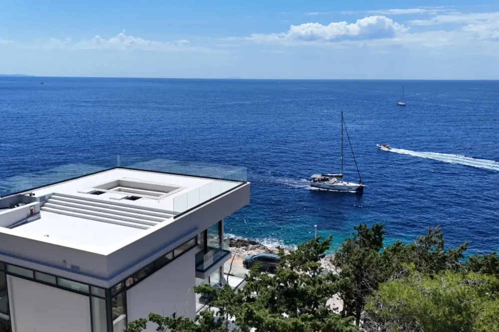 Hvar Premium Nekilnojamasis Turtas
